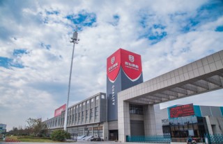 當世友地板鋪進“太空艙”| 民宿界的新潮流，全新的住宿體驗